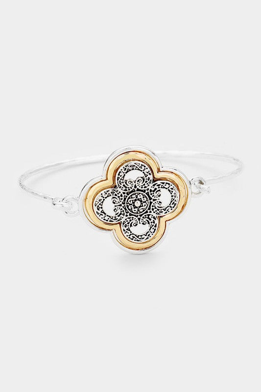 Metal Filigree Quatrefoil Hook Bracelet