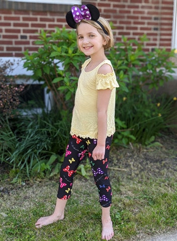 It's All About the Bow Capris- Girls