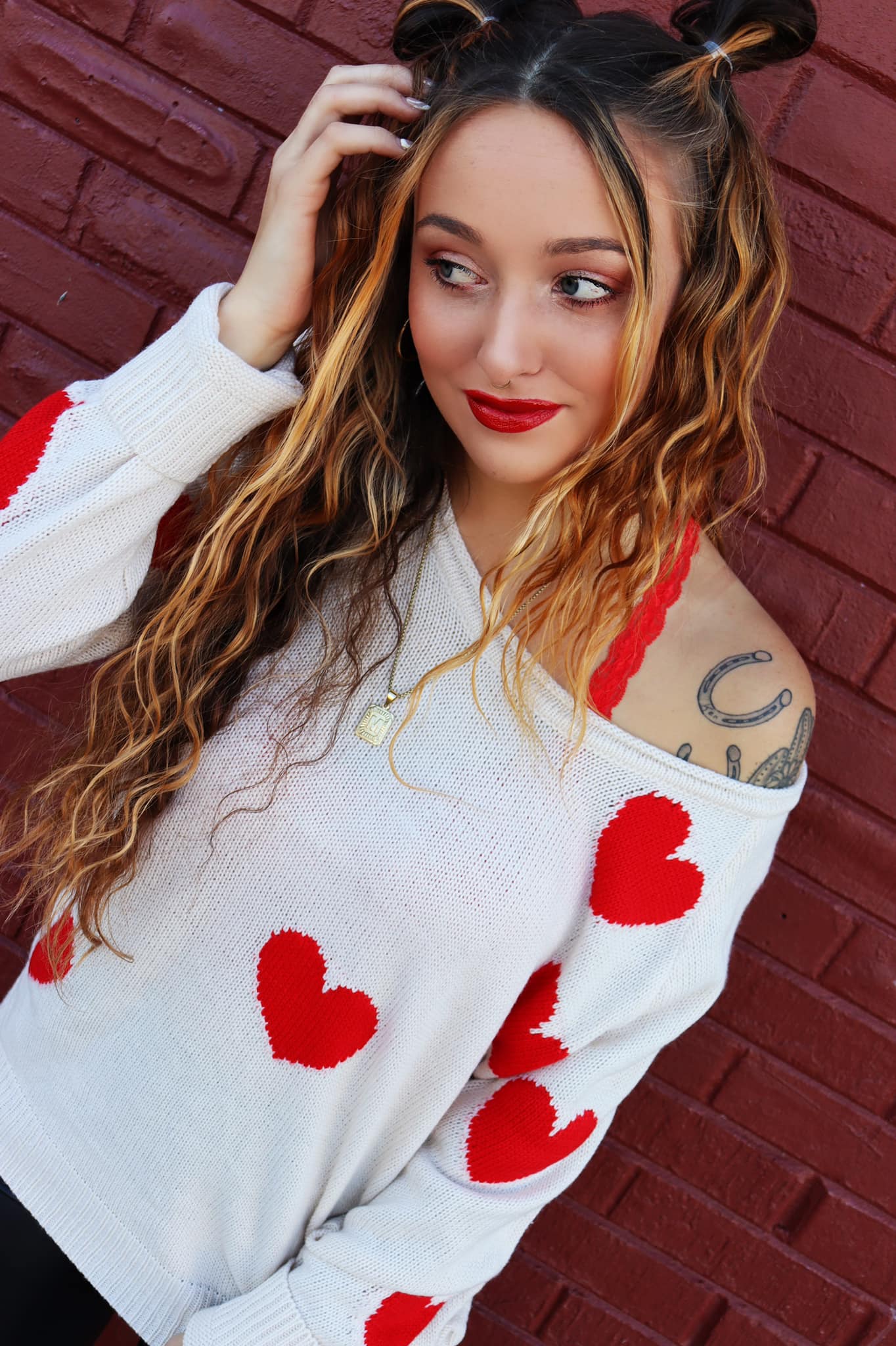 The Lovelynn - Women's Sweater in Cream