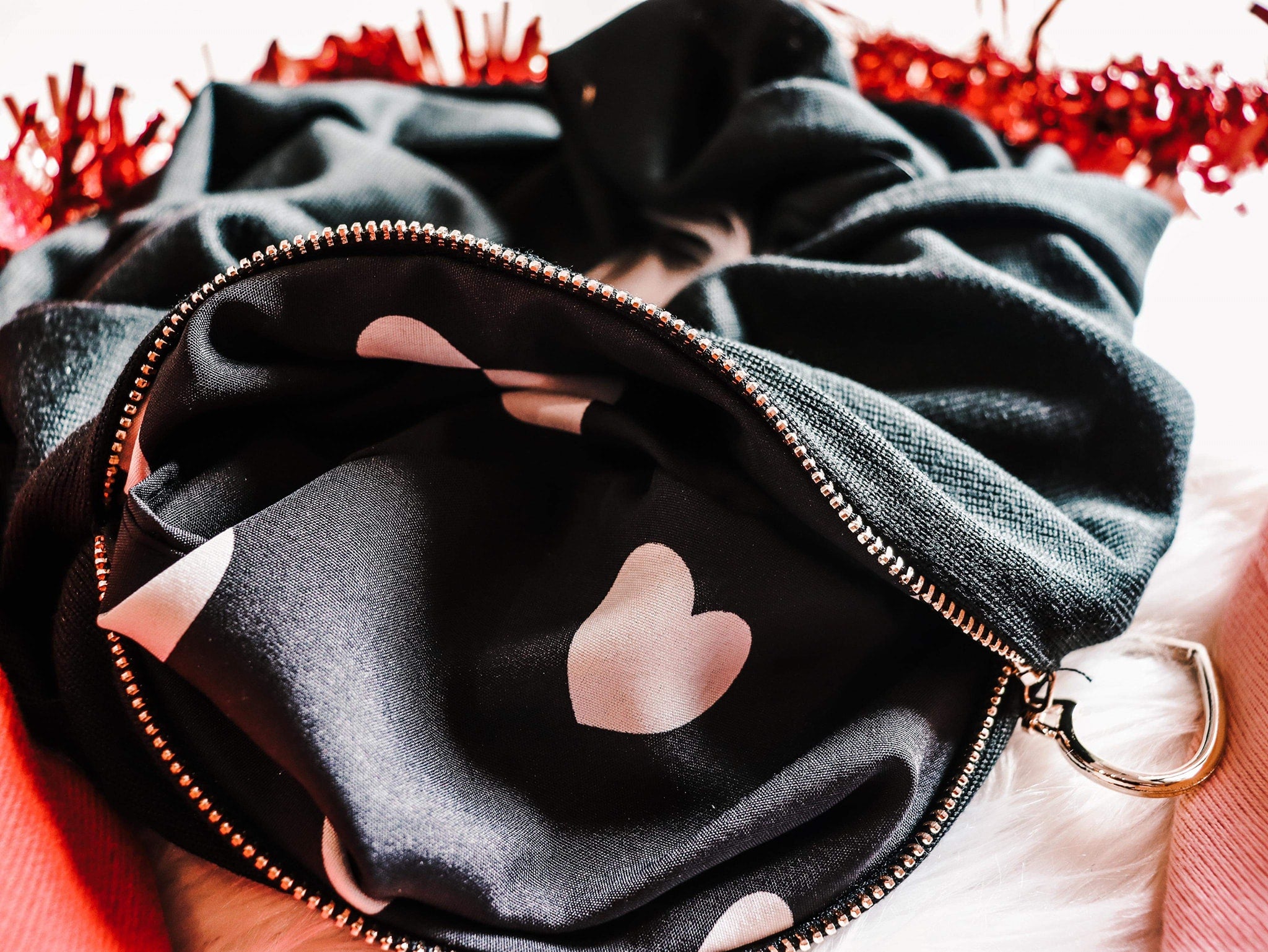 Solid Infinity Pocket Scarf with Heart Zipper