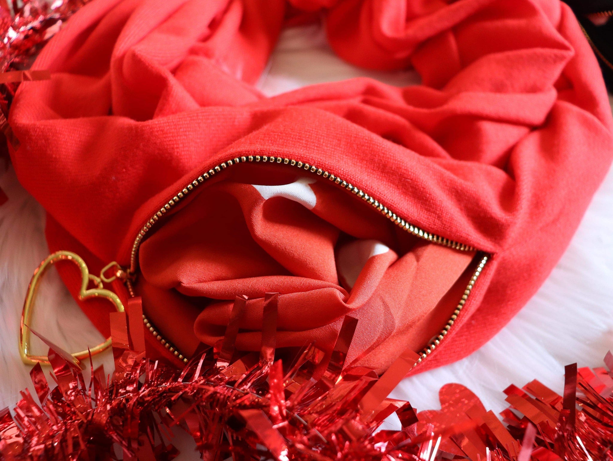 Solid Infinity Pocket Scarf with Heart Zipper