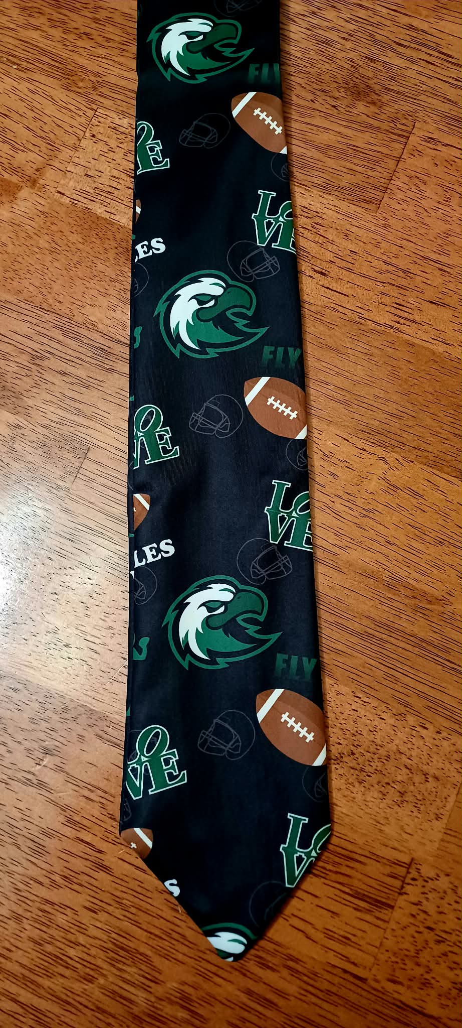 Unleash the Birds Necktie