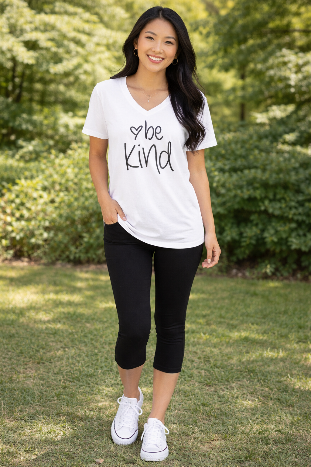 Be Kind - Women's Tee in White