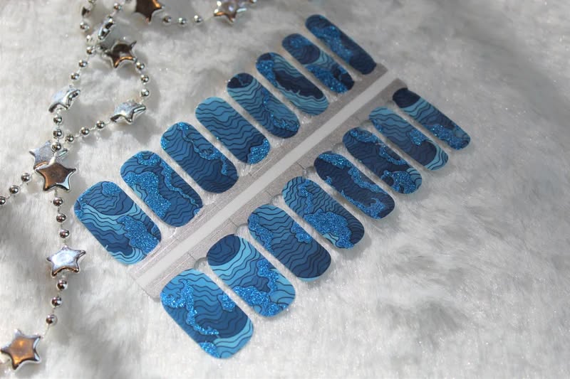 Waves of Change Nail Polish Strips