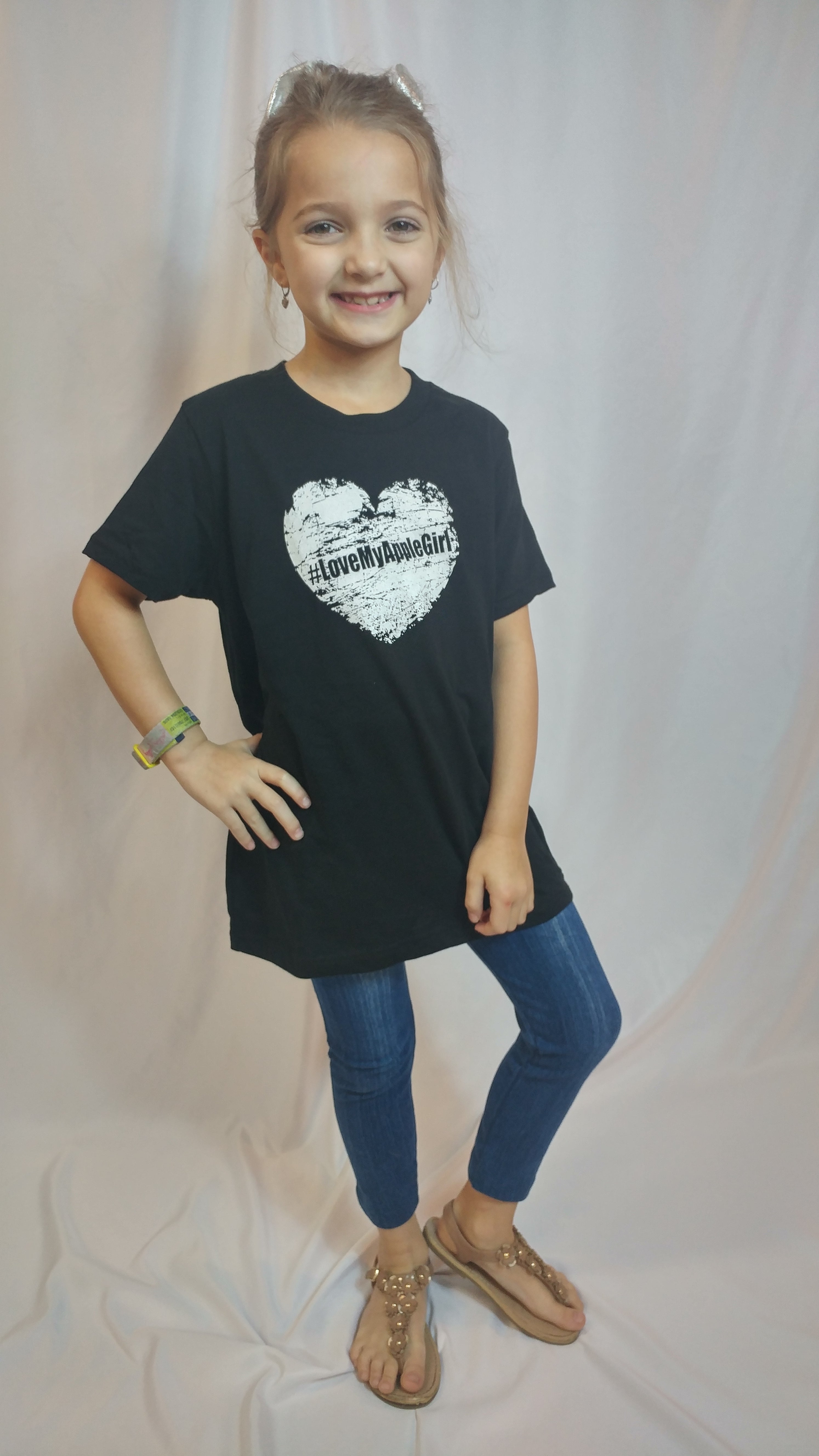 #LoveMyAppleGirl Official Tee Shirt - Girls