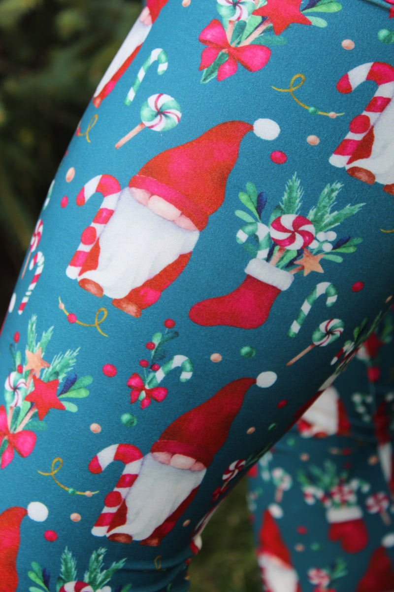 I'll Be Gnome for Christmas - Women's One Size Leggings