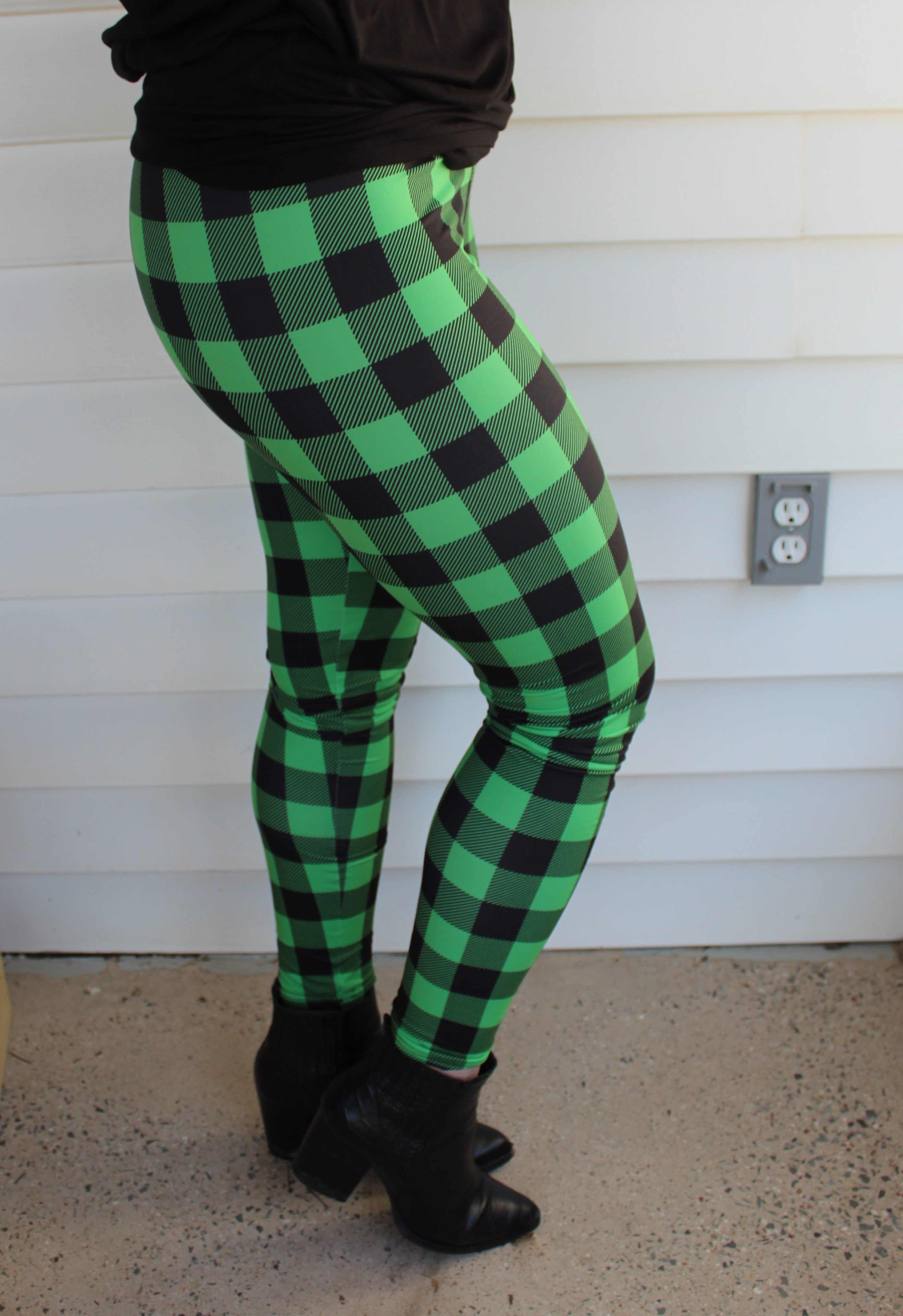 So Kelly Green Plaid - Women's Plus TC Size Leggings
