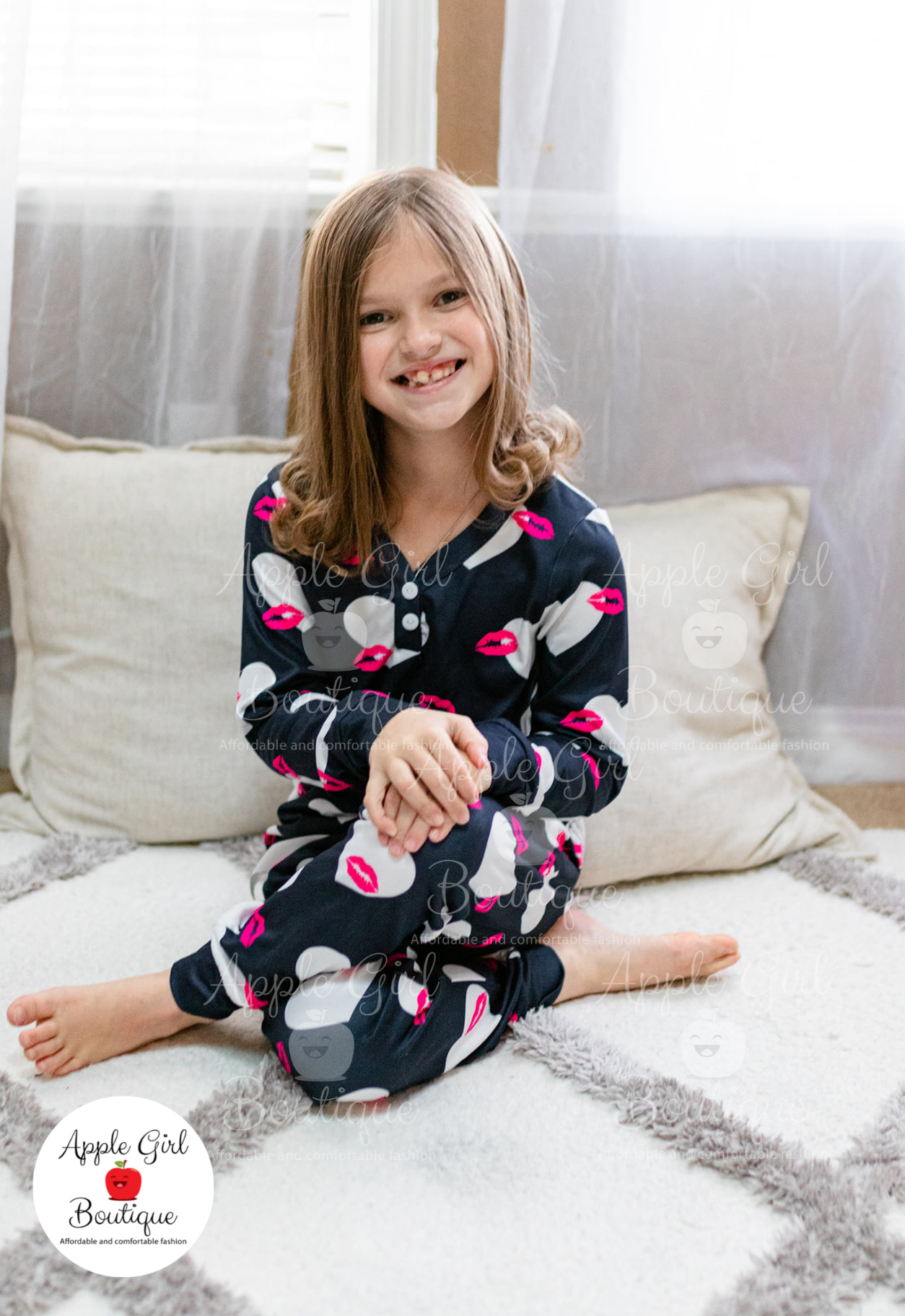 Pink Kisses - Girls Pajamas