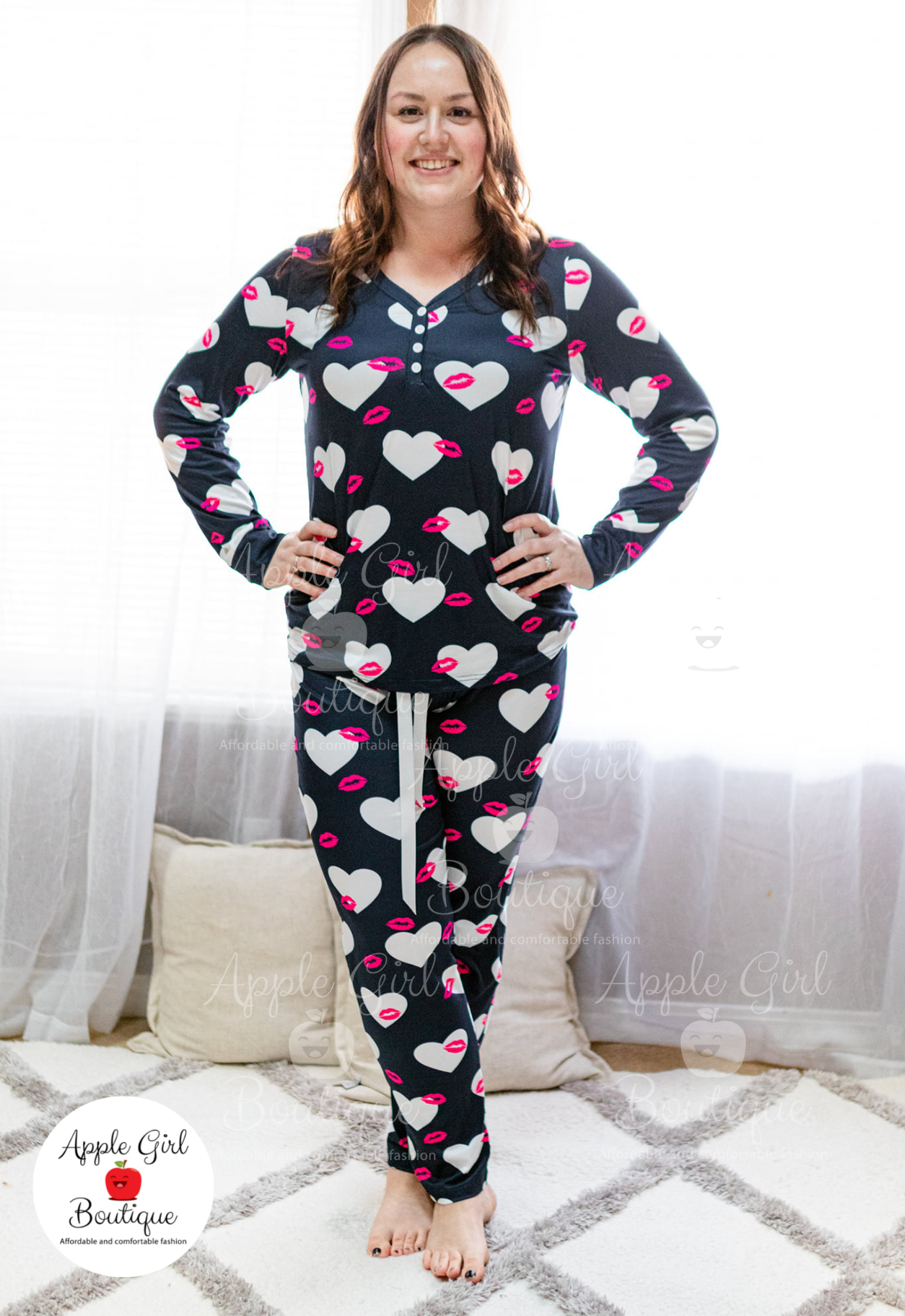 Pink Kisses - Women's Pajamas – Apple Girl Boutique