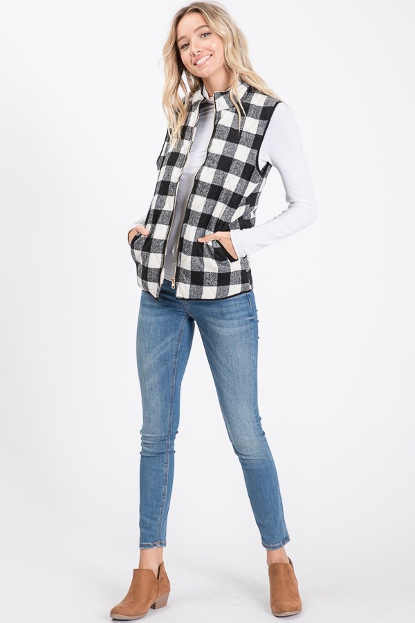 The Kassidy - Women's Plus Size Black & White Fleece Vest